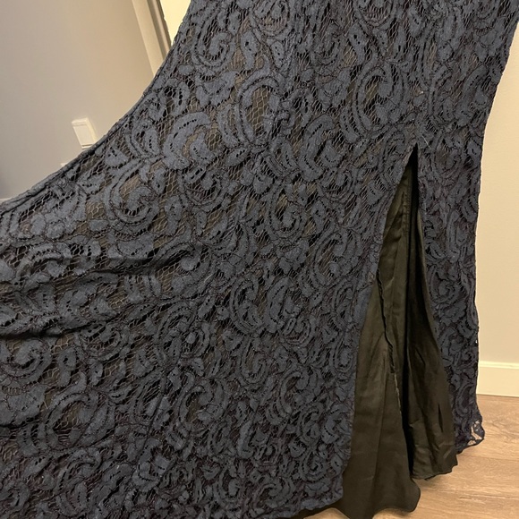 Bcbg formal lace dress, size 12, black with navy lace overlay - Picture 5 of 6